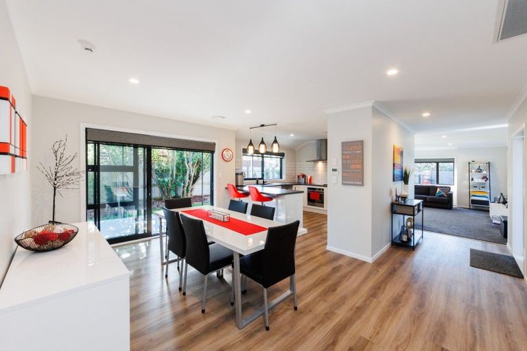 Photo of property in 26 Kimberley Grove, Westbrook, Palmerston North, 4412