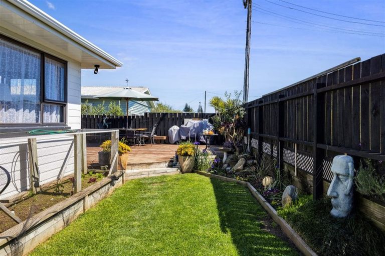 Photo of property in 28 Kingsford Street, Bell Block, New Plymouth, 4312