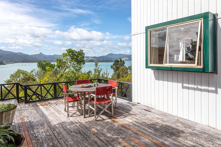 Photo of property in 1485 Wyuna Bay Road, Wyuna Bay, Coromandel, 3581