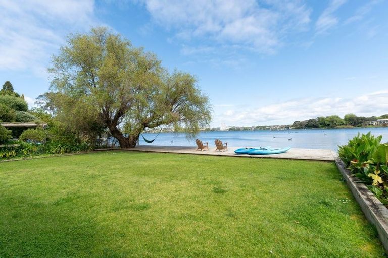 Photo of property in 306a Hurstmere Road, Takapuna, Auckland, 0622