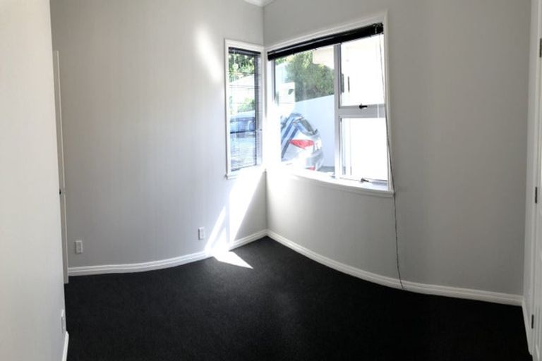 Photo of property in 140 Cashmere Avenue, Khandallah, Wellington, 6035