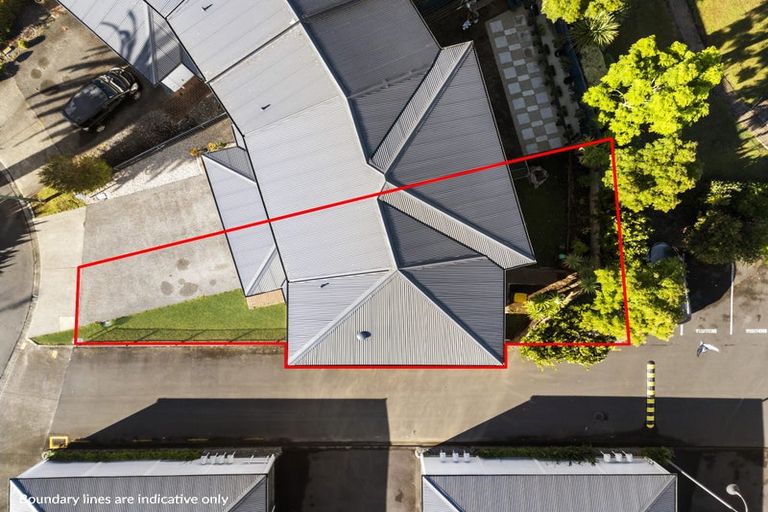 Photo of property in 46/2 Armoy Drive, East Tamaki, Auckland, 2016