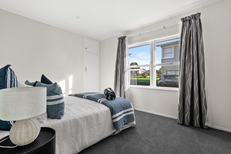Photo of property in 23 Royston Street, Rosehill, Papakura, 2113