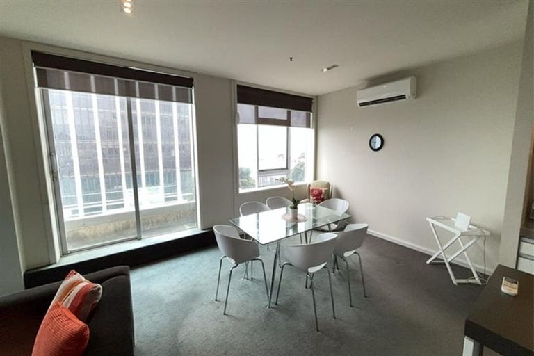 Photo of property in 22 Liardet Apartments, 201/22 Liardet Street, New Plymouth, 4310