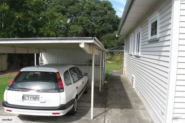 Photo of property in 29 Rutland Road, Stanley Point, Auckland, 0624