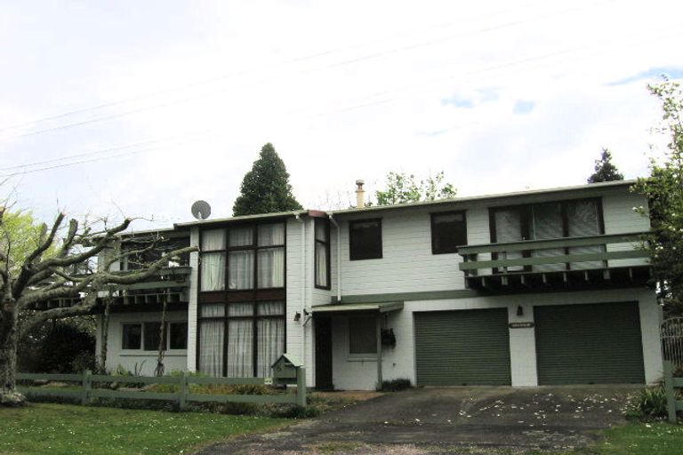 Photo of property in 5 Egmont Road, Ngongotaha, Rotorua, 3010