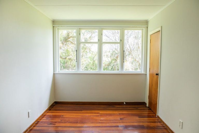 Photo of property in 43 Hillary Crescent, Belmont, Auckland, 0622