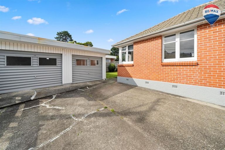 Photo of property in 113 Stokes Valley Road, Stokes Valley, Lower Hutt, 5019