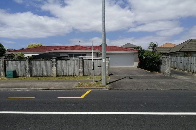 Photo of property in 1/72 Millhouse Drive, Northpark, Auckland, 2013