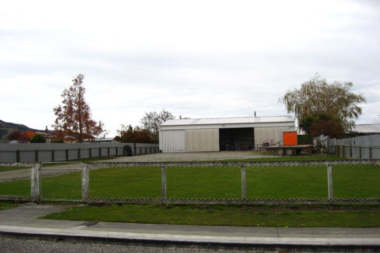 Photo of property in 17 Bedford Street, Tapanui, 9522