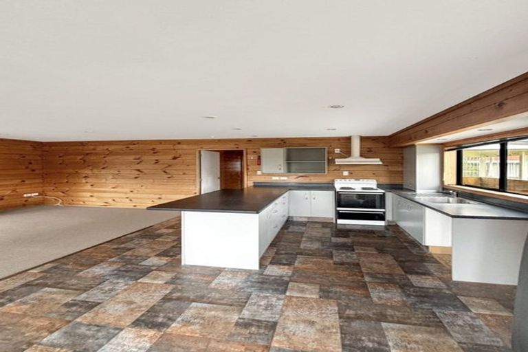 Photo of property in 15 Seddon Street, Dannevirke, 4930