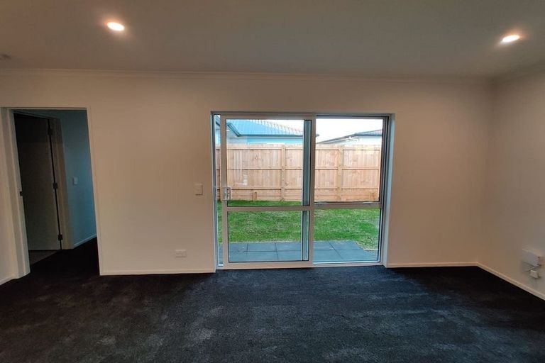 Photo of property in 23 Kapowai Boulevard, Takanini, 2112