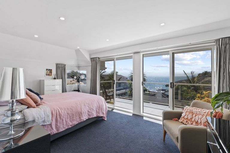 Photo of property in 5a Craig Road, Milford, Auckland, 0620