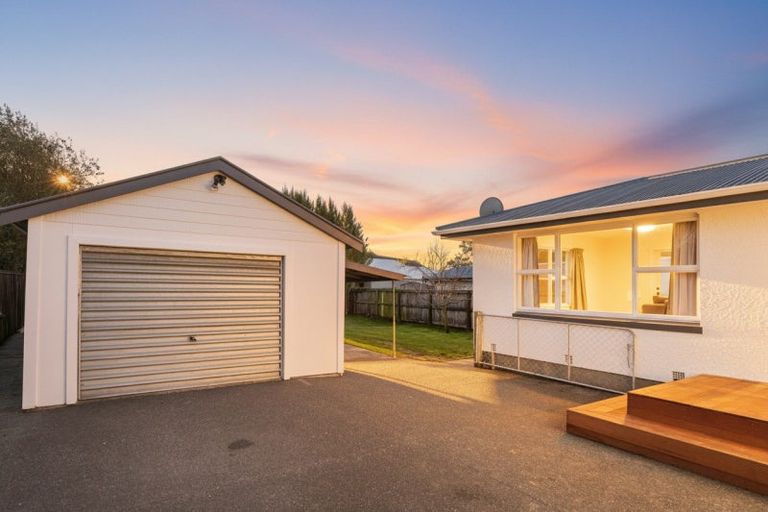 Photo of property in 75 Stanbury Avenue, Somerfield, Christchurch, 8024