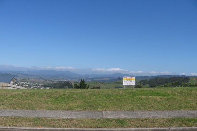 Photo of property in 127 Centennial Drive, Whitianga, 3510