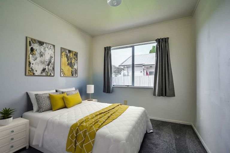 Photo of property in 17 Kilkee Terrace, Flaxmere, Hastings, 4120