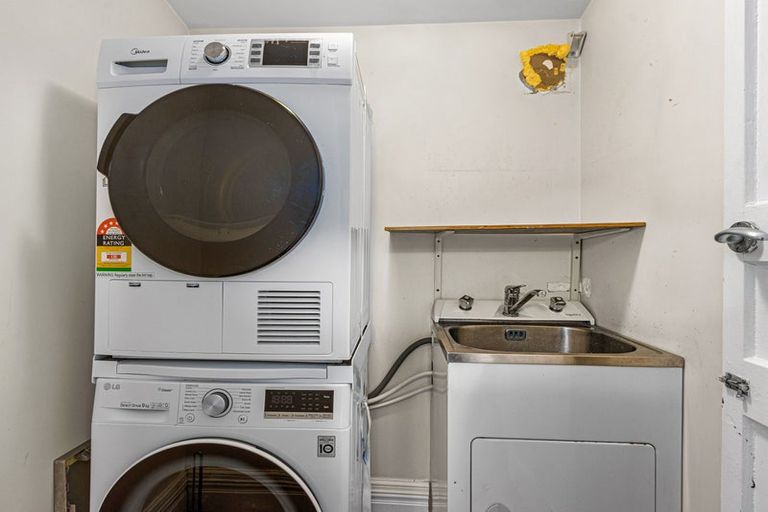 Photo of property in 22 Havelock Street, Phillipstown, Christchurch, 8011