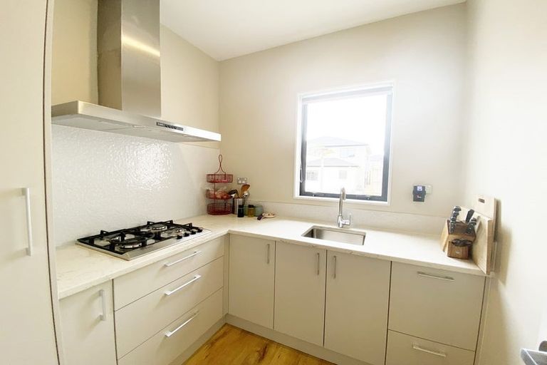 Photo of property in 20 Tinaku Road, Flat Bush, Auckland, 2019