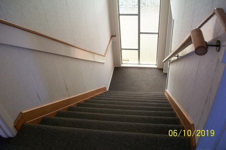 Photo of property in 32 Vera Road, Te Atatu South, Auckland, 0610