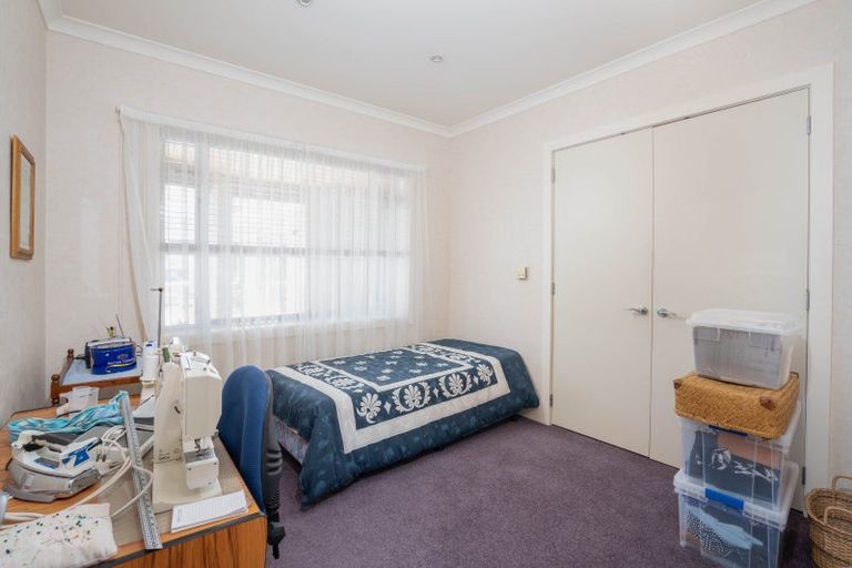 Photo of property in 90 Harvey Street, Waipahihi, Taupo, 3330