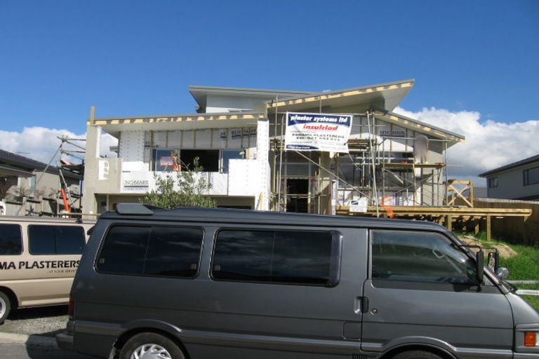 Photo of property in 3 Matau Rise, Te Atatu Peninsula, Auckland, 0610