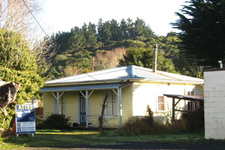 Photo of property in 15 Almond Street, Waitati, 9085