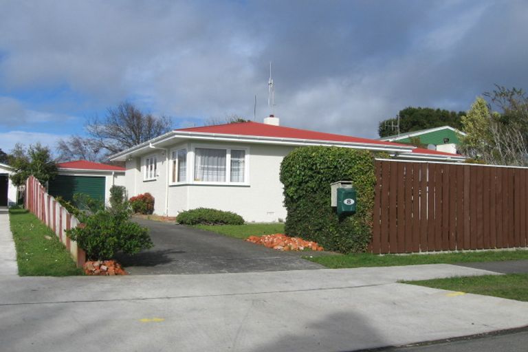 Photo of property in 8 Newhaven Place, Roslyn, Palmerston North, 4414