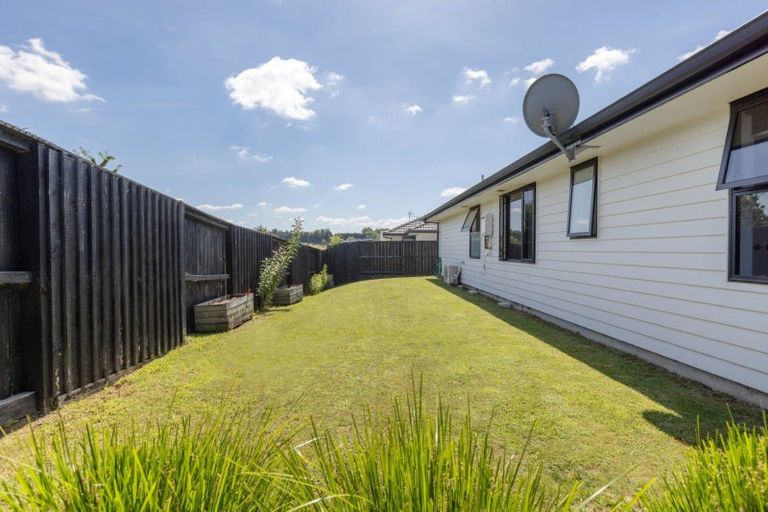 Photo of property in 76 Puhirake Crescent, Pyes Pa, Tauranga, 3112
