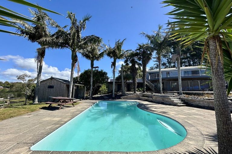 Photo of property in 32 Christian Road, Swanson, Auckland, 0614