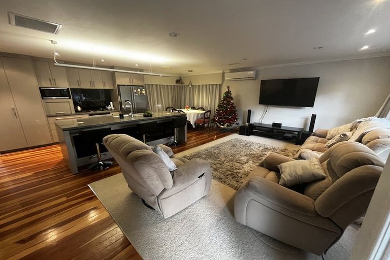 Photo of property in 2 Carrington Avenue, Hillcrest, Hamilton, 3216