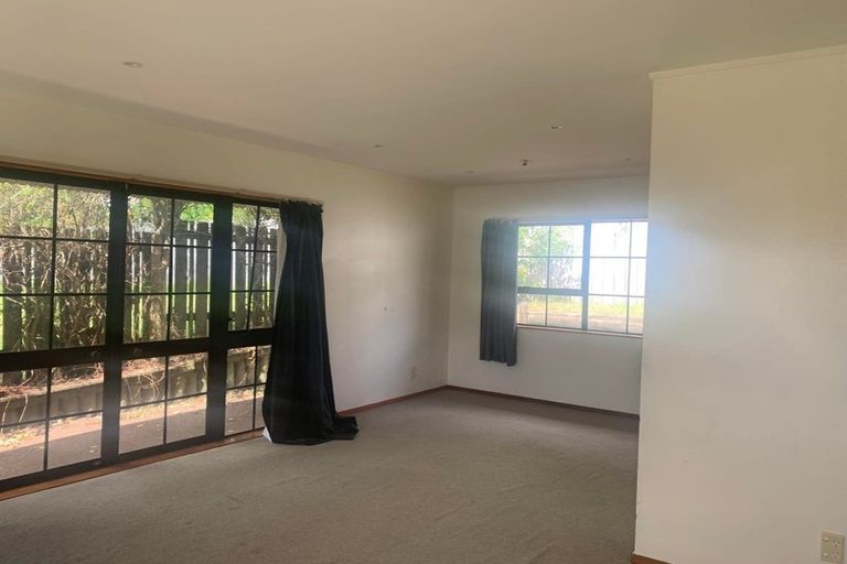 Photo of property in 3/127 Nile Road, Milford, Auckland, 0620