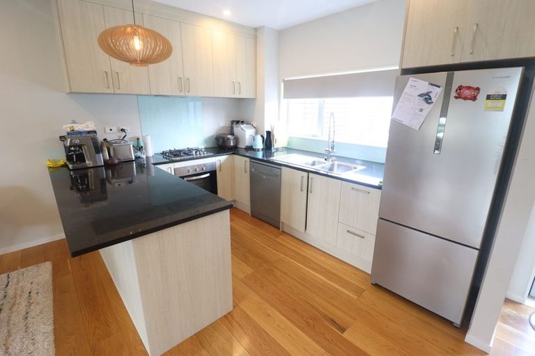 Photo of property in 9/147 Albany Highway, Unsworth Heights, Auckland, 0632