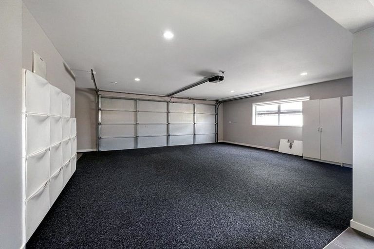 Photo of property in 1 Powercourt Drive, Flat Bush, Auckland, 2019