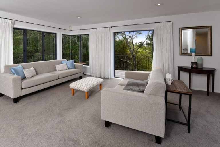 Photo of property in 6 Hobson Heights Road, Lucas Heights, Auckland, 0632