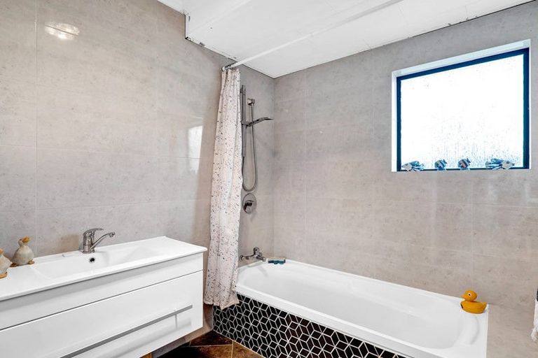 Photo of property in 40 London Street, Eltham, 4322