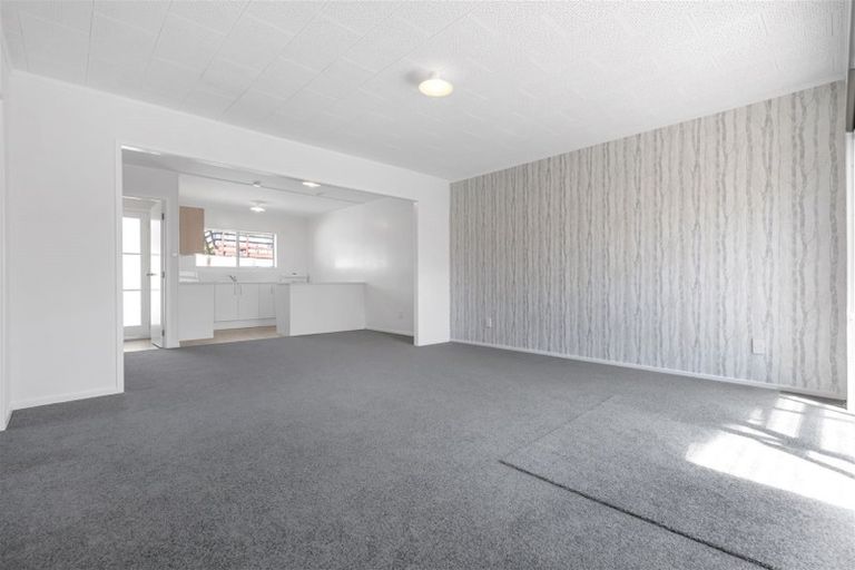 Photo of property in 37a Sikkim Crescent, Clover Park, Auckland, 2019