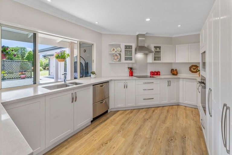 Photo of property in 9 Ardilea Avenue, Stoke, Nelson, 7011