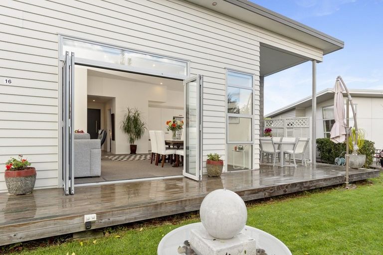 Photo of property in 47/147 Hamurana Road, Omokoroa, 3114