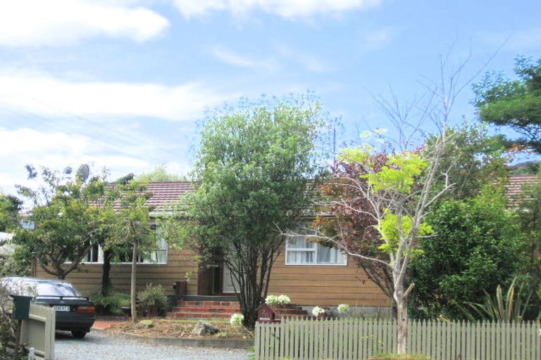 Photo of property in 20 Indiana Grove, Totara Park, Upper Hutt, 5018