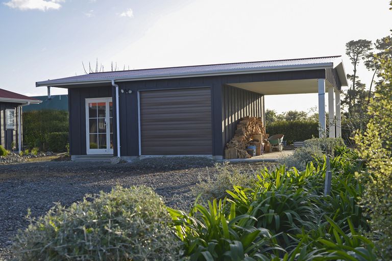 Photo of property in 112b Kent Street, Carterton, 5713