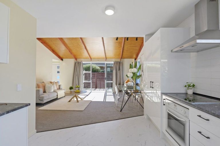 Photo of property in 1/21 Hartford Street, Burnside, Christchurch, 8053