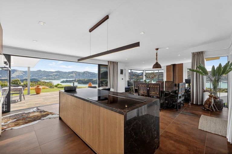 Photo of property in 106 Bayview Road, Charteris Bay, Lyttelton, 8971