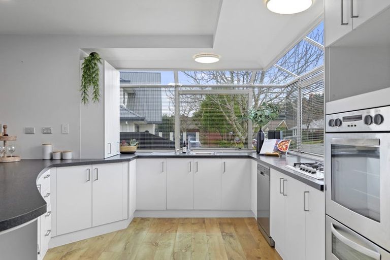 Photo of property in 22 Millcroft Place, Parklands, Christchurch, 8083