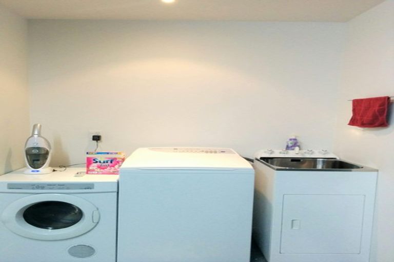 Photo of property in 21 Bartlett Street, Riccarton, Christchurch, 8011