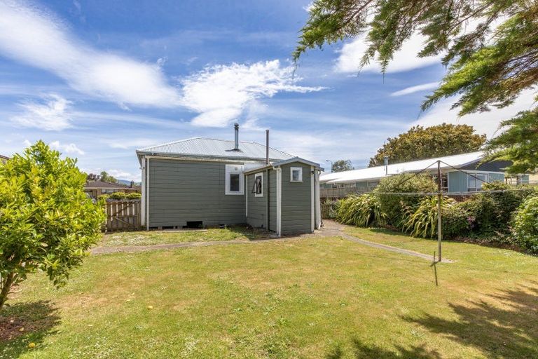 Photo of property in 5 Rawhiti Street, Dannevirke, 4930