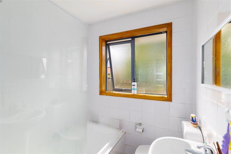 Photo of property in 170 Condell Avenue, Papanui, Christchurch, 8053