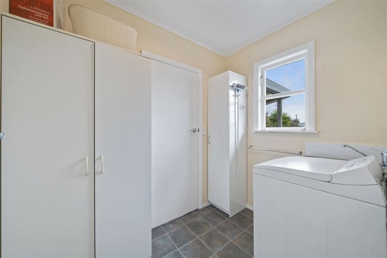 Photo of property in 16 Leeds Street, Milson, Palmerston North, 4414