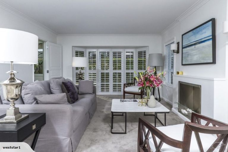 Photo of property in 2/15 Saltburn Road, Milford, Auckland, 0620