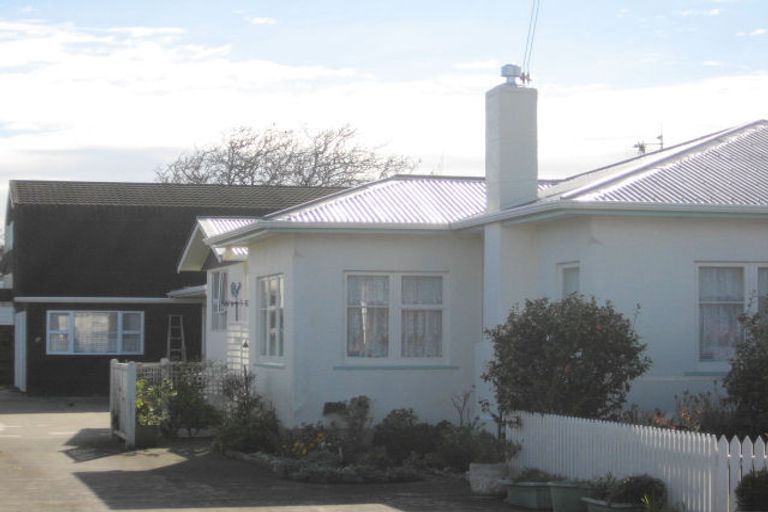 Photo of property in 17a Kent Street, Levin, 5510