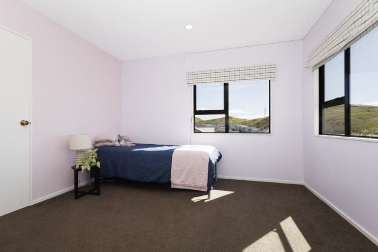 Photo of property in 20 Nether Green Crescent, Johnsonville, Wellington, 6037